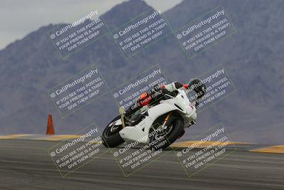 media/Jan-15-2023-SoCal Trackdays (Sun) [[c1237a034a]]/Turn 9 (2pm)/